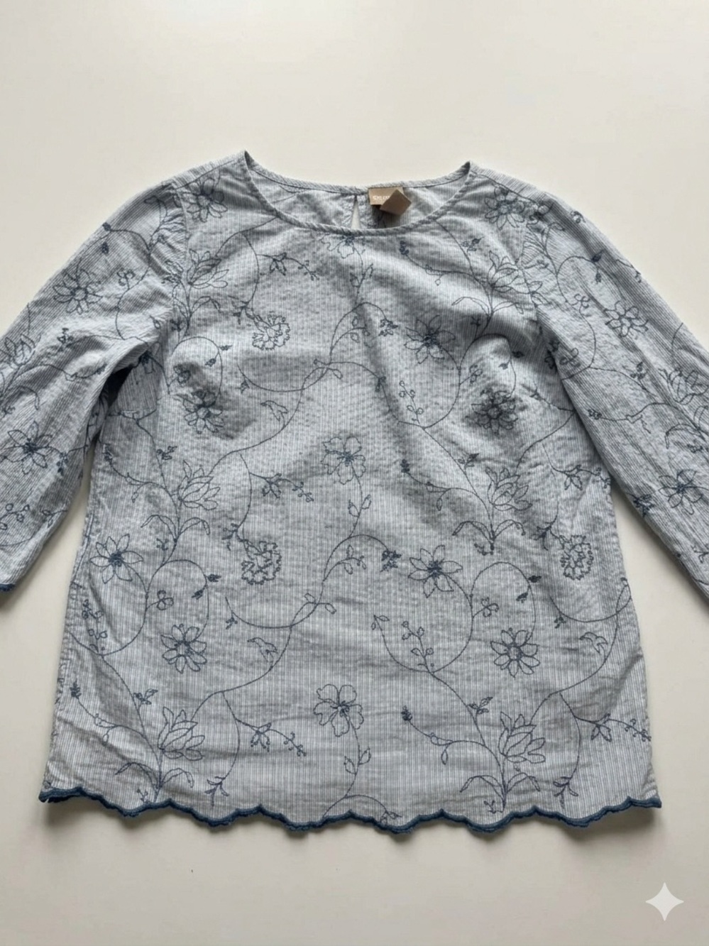 Chico's Light Blue Floral Tunic with Navy Scallop Trim size 1 all cotton
